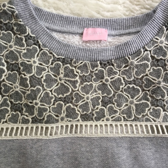 GiAMBA Paris grey bell sleeve sweatshirt SIZE L - Picture 8 of 13